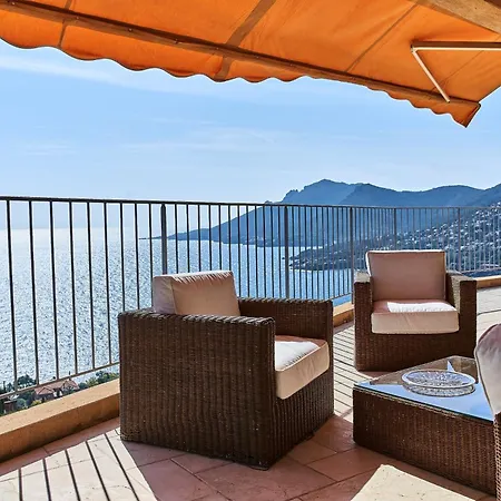 Semesterbostad Vue De Reve 4 Personen